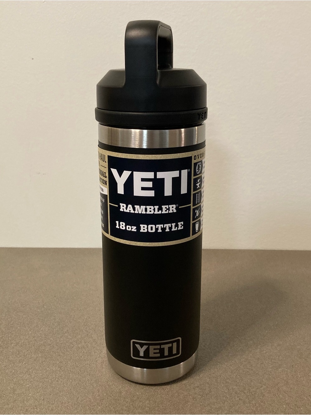 Yeti Rambler 18 oz Black Water Bottle